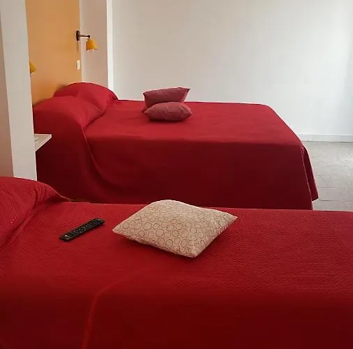 فندق مبيت وإفطار Ciriapples *