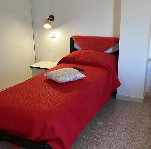 Alojamento de Acomodação e Pequeno-almoço Ciriapples Grisolia